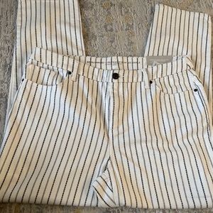 NWT Chicos Pants 14R Women White Stripes So Slimming Ankle